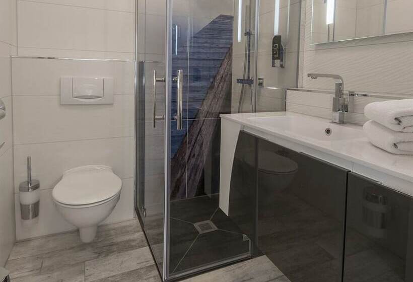 חדר סטנדרט נוף לאגם, Lakeside Resort Michaela