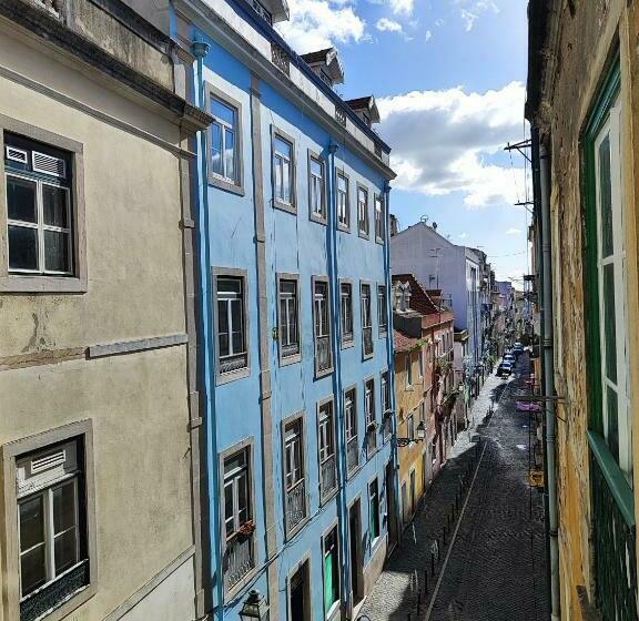 اتاق اکونومی, Room Atalaia   Bairro Alto