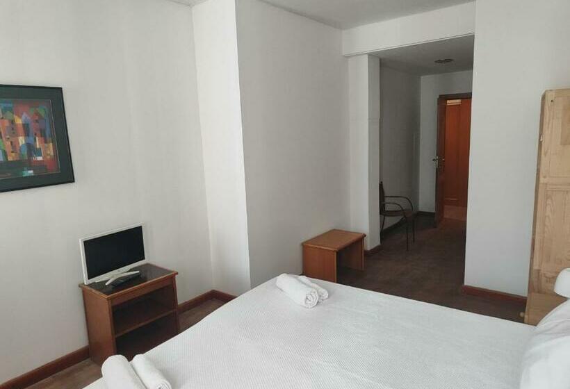 اتاق اکونومی, Room Atalaia   Bairro Alto