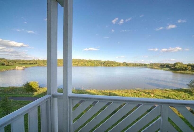 סוויטה, Lakeside Resort Michaela