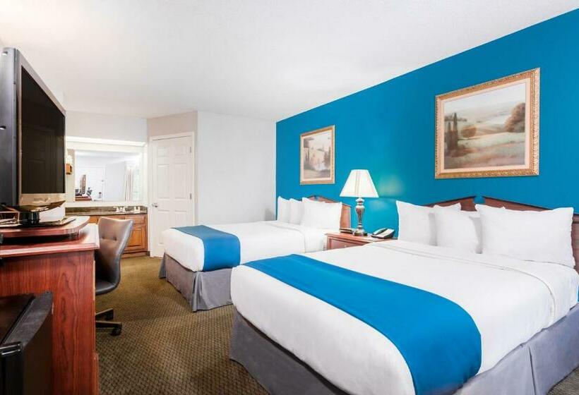 带2个双人床的标准工作室, Baymont By Wyndham Duncan/spartanburg