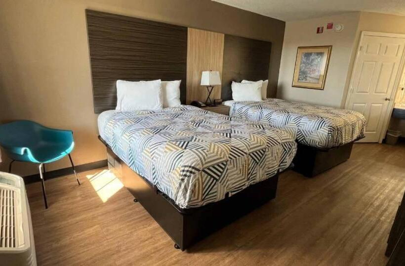 Четырехместный Номер Стандарт, Motel 6 Georgetown, Sc Marina