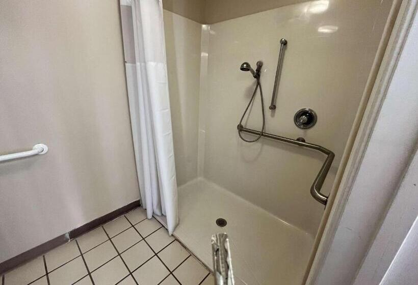 غرفة قياسية سرير كينج لذوى الإحتياجات الخاصة, Motel 6 Georgetown, Sc Marina