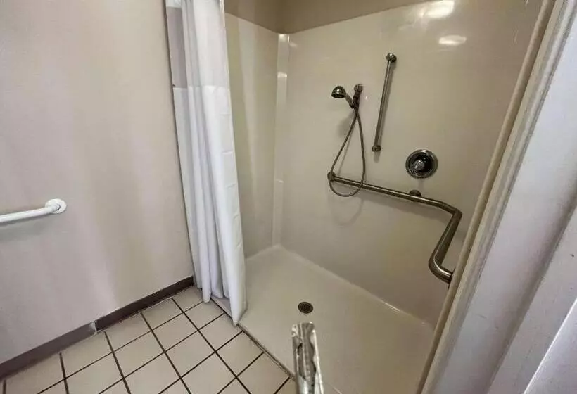 Standard-invahuone King-vuode, Motel 6 Georgetown, Sc Marina