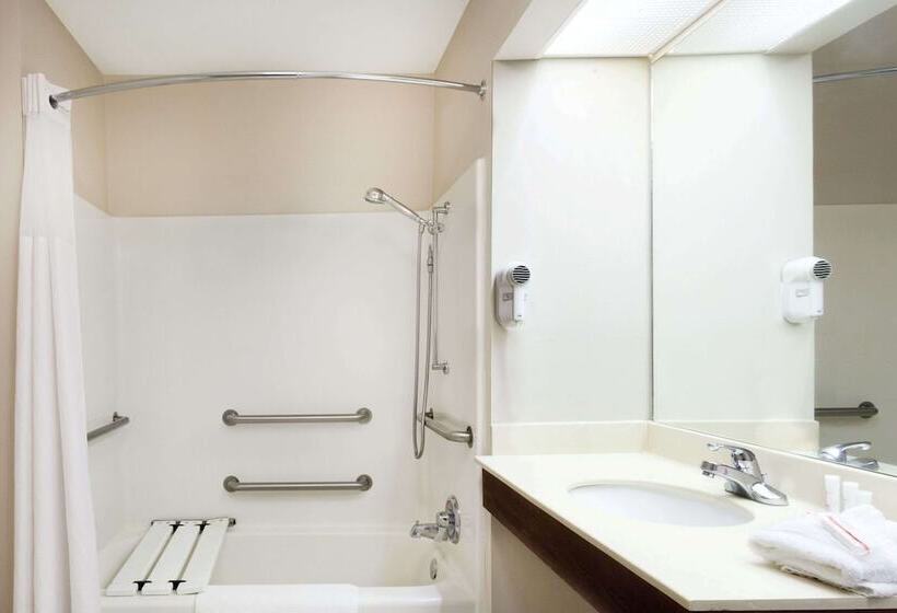 2ダブルベッドのスタンダードルーム, Baymont By Wyndham Tullahoma