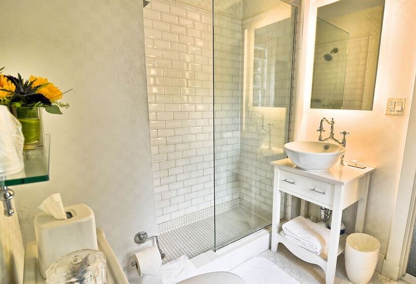 스탠다드 룸, The Exeter Inn