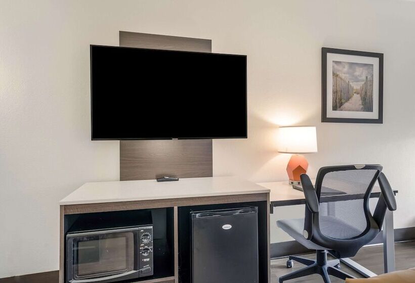 Номер Стандарт 2 Двуспальные Кровати, Quality Inn Jacksonville Near Camp Lejeune