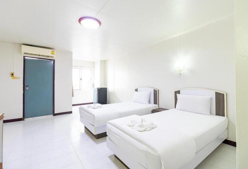 اتاق لوکس, Boonchai Mansion