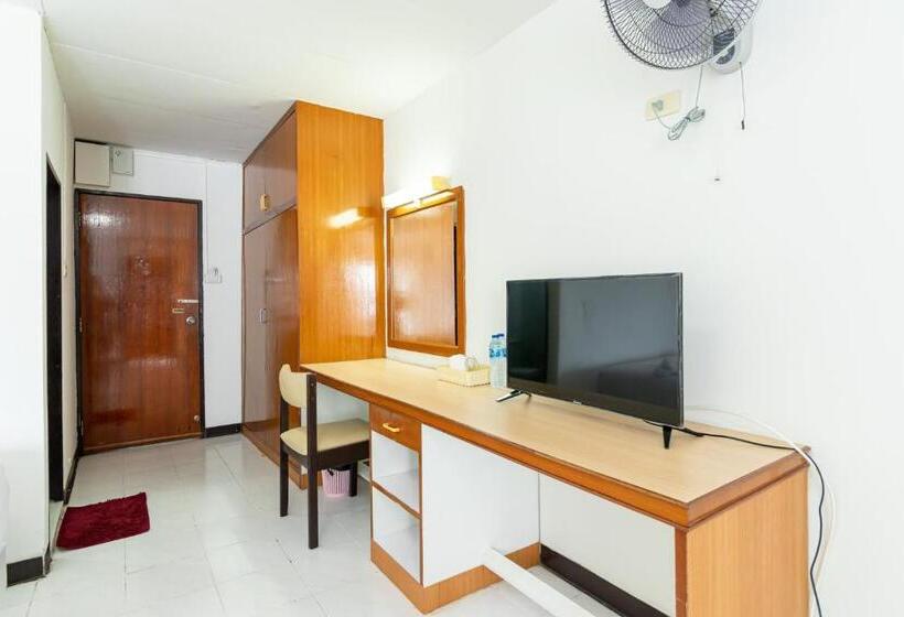 اتاق لوکس سه تخته, Boonchai Mansion