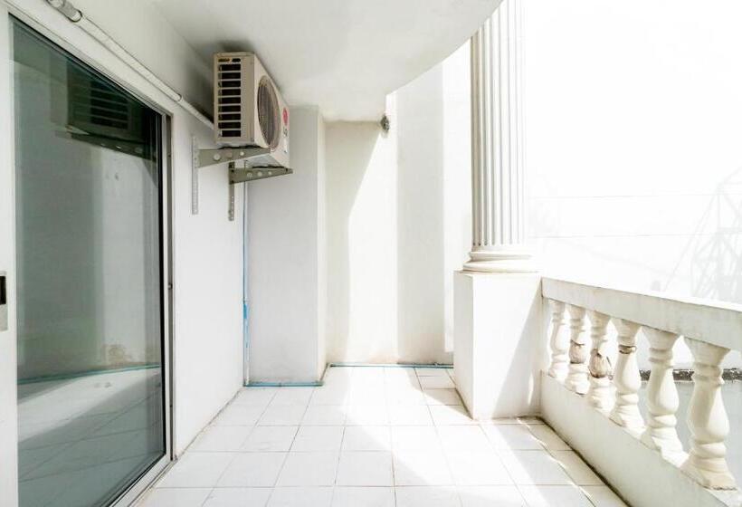 اتاق سوپریور خانوادگی, Boonchai Mansion