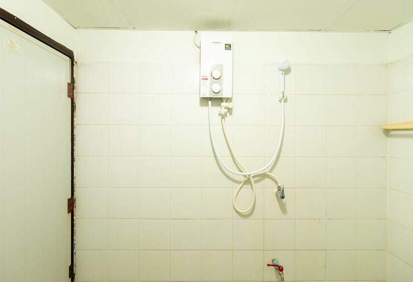 اتاق لوکس, Boonchai Mansion