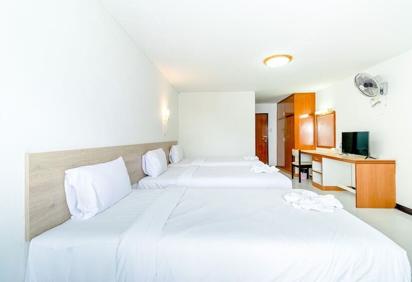 اتاق لوکس سه تخته, Boonchai Mansion