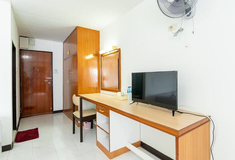 اتاق لوکس سه تخته, Boonchai Mansion