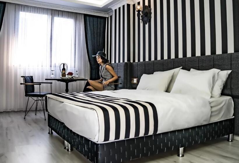 اتاق لوکس یک تخته, Cnr İnci