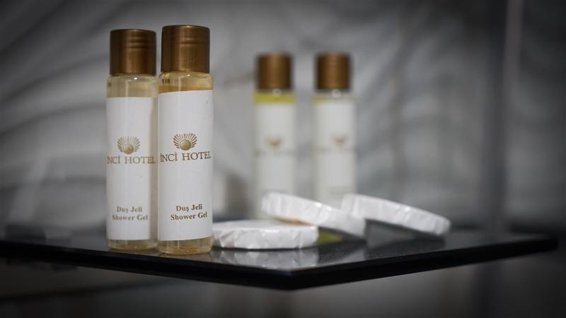 اتاق لوکس سه تخته, Cnr İnci