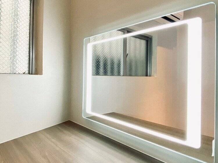 Familienzimmer, Lestel Naha