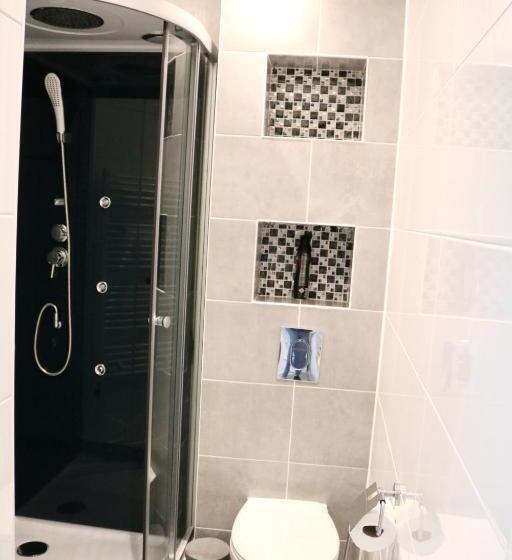 غرفة قياسية ثلاثية, Pension Marco