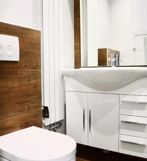 إستوديو قياسى, Pension Marco