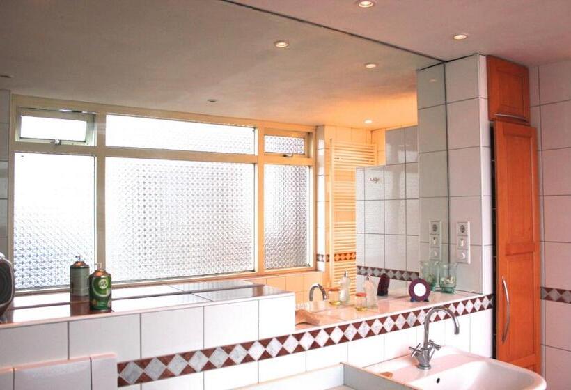 غرفة قياسية حمام مشترك, Pension Marco