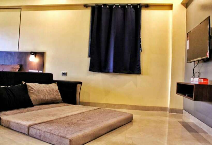 סטודיו דלוקס, Casajuliana