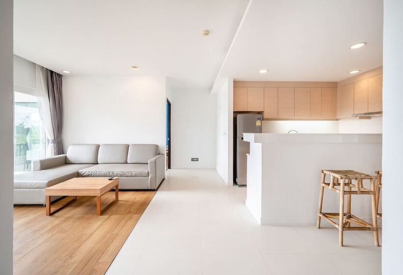 דירת פנטהאוז 2 חדרי שינה, Coco Phuket Bangtao Beach