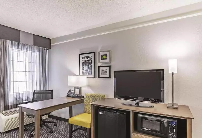 2ダブルベッドのスタンダードルーム, La Quinta By Wyndham Austin At The Domain