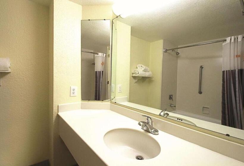 Номер Стандарт Кровать Кинг Адаптированный для Инвалидов, La Quinta By Wyndham Coral Springs University Dr