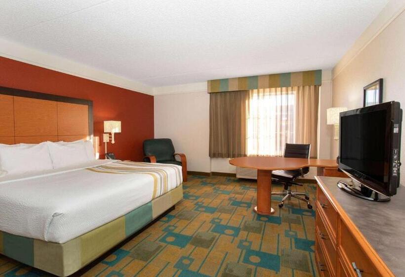 غرفة ديلوكس سرير كينج, La Quinta By Wyndham Denver Southwest Lakewood