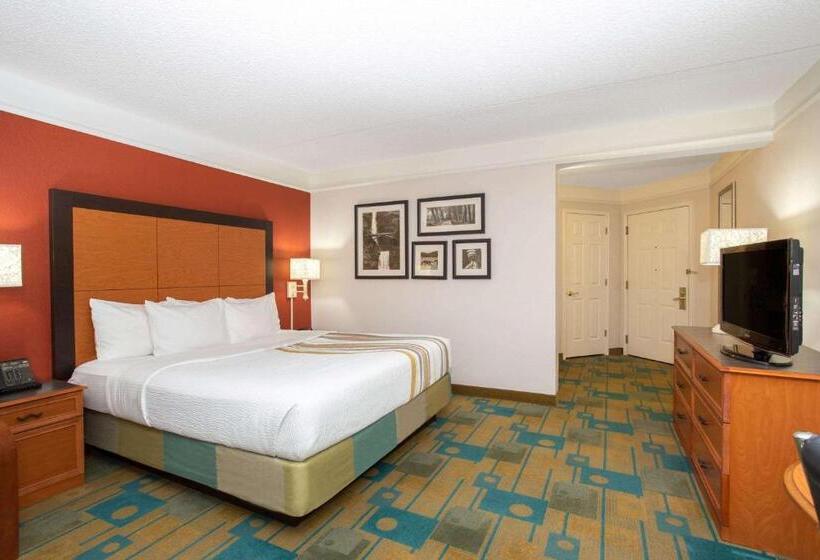 غرفة قياسية سرير كينج لذوى الإحتياجات الخاصة, La Quinta By Wyndham Denver Southwest Lakewood