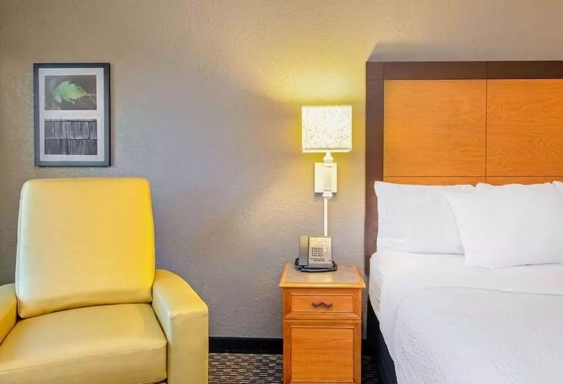 اتاق استاندارد با 2 تخت دوبل, La Quinta By Wyndham New Orleans Airport