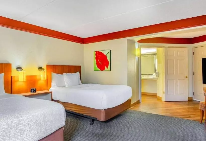 デラックスルーム, La Quinta By Wyndham Raleigh Crabtree
