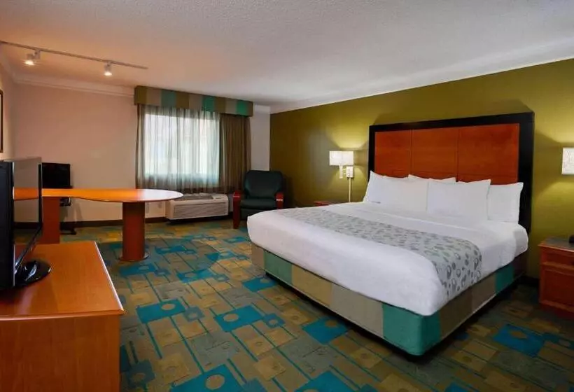 اتاق اجرایی با تخت بزرگ, La Quinta By Wyndham St. Pete Clearwater Airport
