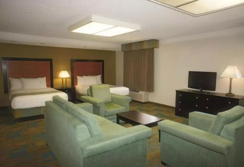 استودیوی لوکس, La Quinta By Wyndham St. Pete Clearwater Airport