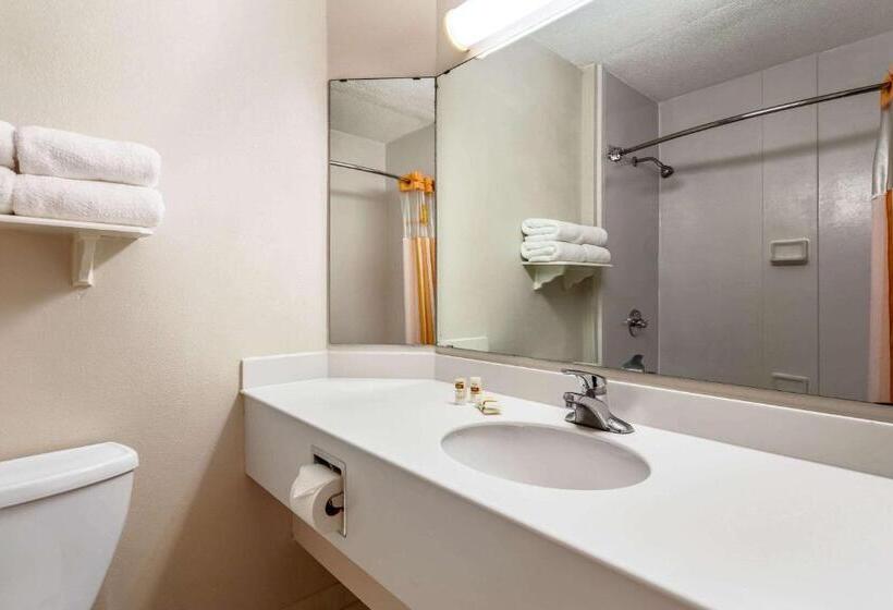 Люкс Deluxe Кровать Кинг, La Quinta By Wyndham St. Pete Clearwater Airport
