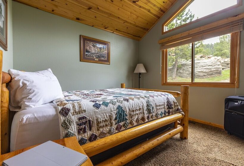 Хижина, Lodge At Palmer Gulch