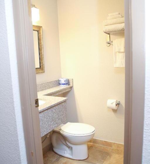 스탠다드 룸, The Lodge At Chalk Hill