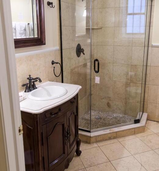 سوییت, La Reserve Bed And Breakfast