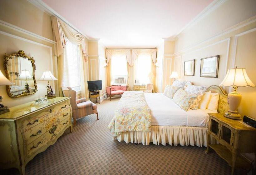 اتاق لوکس با تخت بزرگ, La Reserve Bed And Breakfast