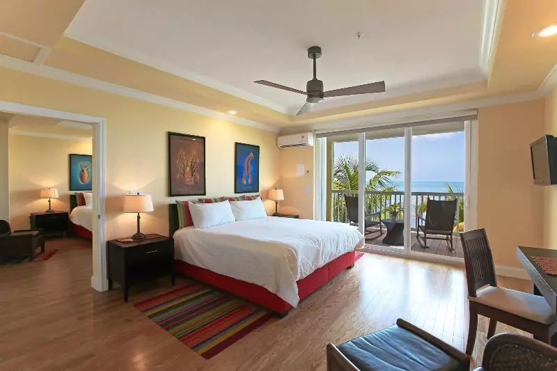 اتاق پرمیوم, Lime Tree Bay Resort