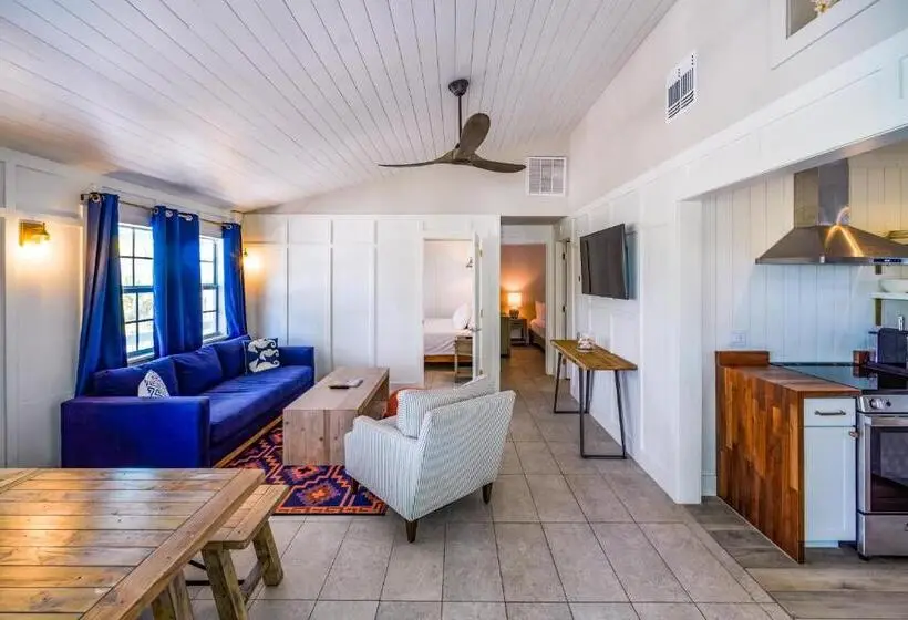 2 Bedrooms Suite Sea View, Lime Tree Bay Resort