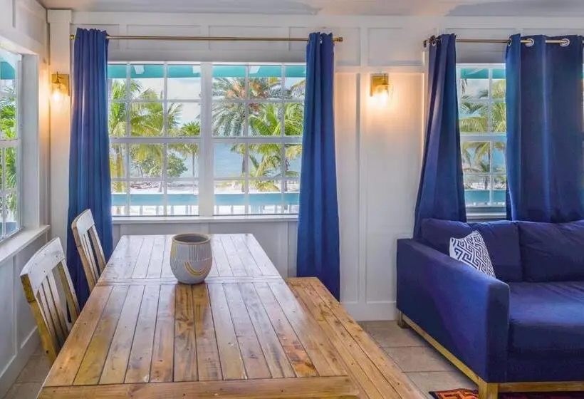2 Bedrooms Suite Sea View, Lime Tree Bay Resort