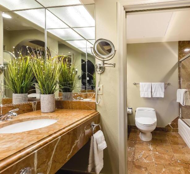 استودیو استاندارد با تخت کینگ, The Legacy Golf Resort