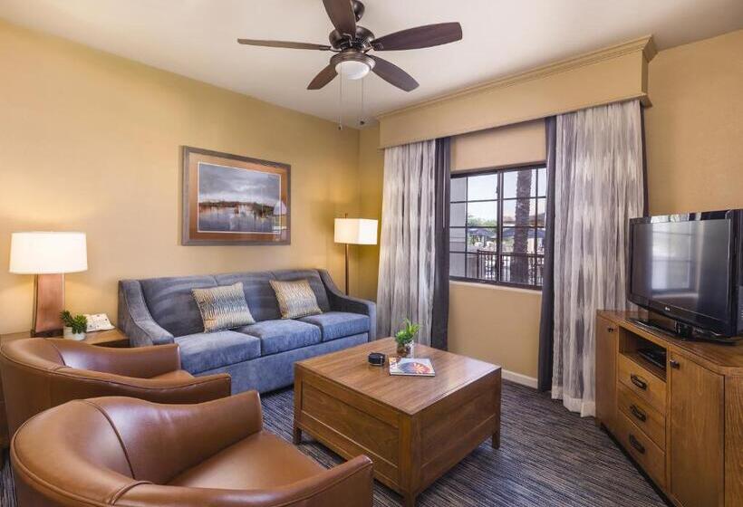 سوییت, The Legacy Golf Resort