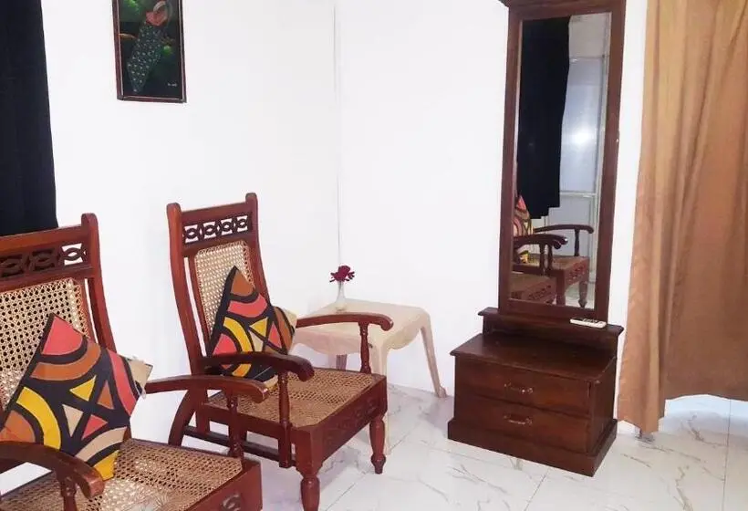 Deluxe Familienzimmer, Beehive Colombo
