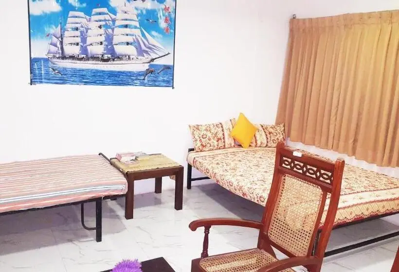 Deluxe Familienzimmer, Beehive Colombo