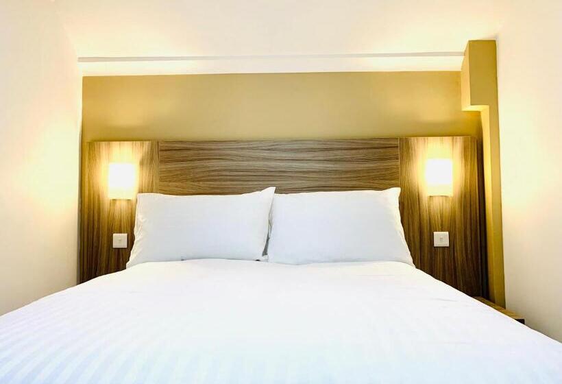 스탠다드 룸, De Regency Style