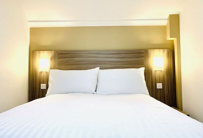 스탠다드 룸, De Regency Style