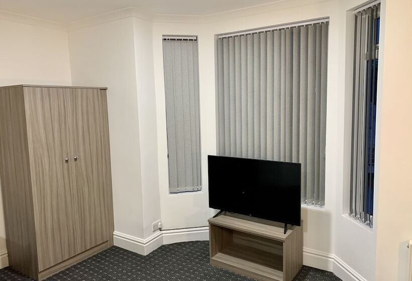 패밀리 룸, De Regency Style