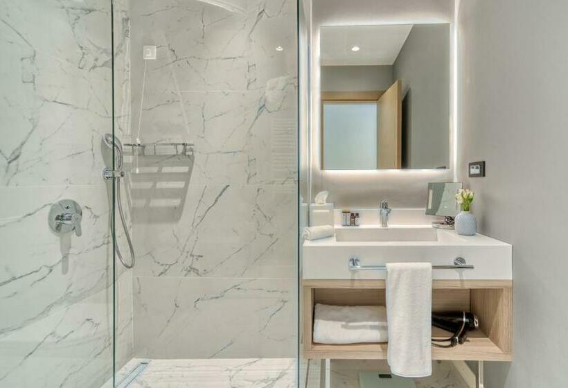 חדר סטנדרט, Hyatt Regency Kotor Bay Resort