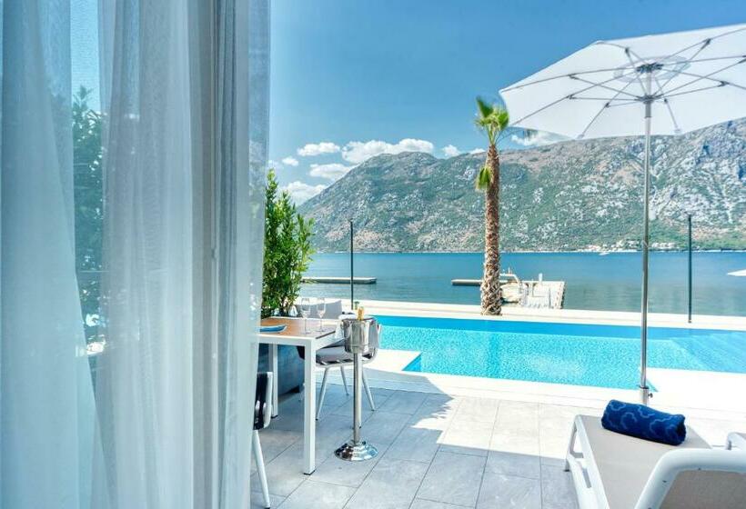 חדר דלוקס, Hyatt Regency Kotor Bay Resort